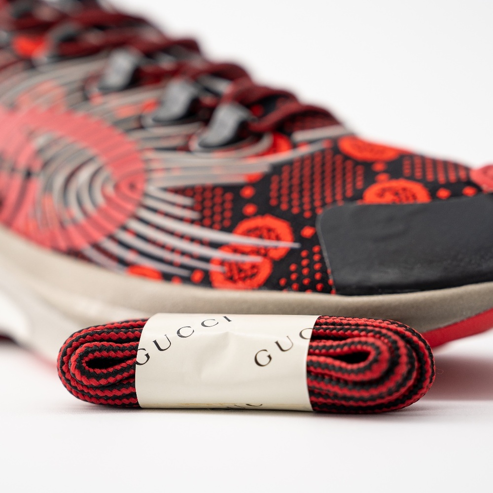 Size 12G - Gucci Run Sneaker Black Red GG - Picture 8 of 12